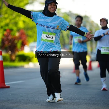 Runner Photo 1564570