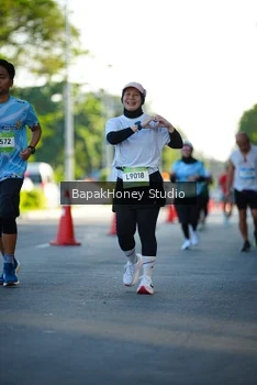 Runner Photo 1564583