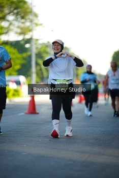 Runner Photo 1564587