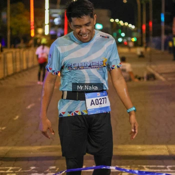 Runner Photo 1564645