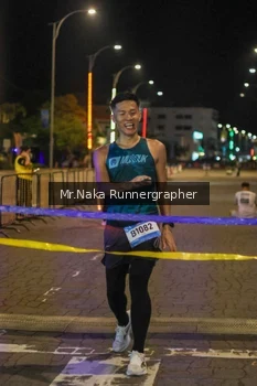 Runner Photo 1564648