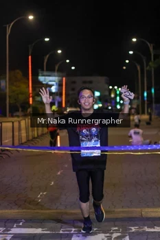 Runner Photo 1564789