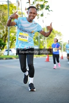 Runner Photo 1564846