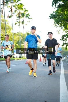 Runner Photo 1564881