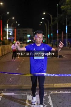 Runner Photo 1564903