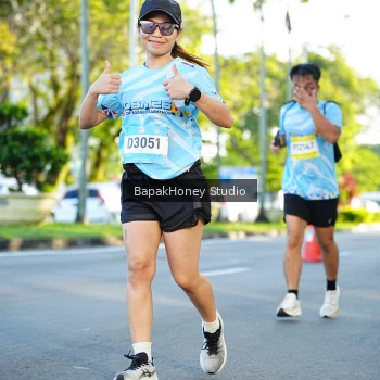 Runner Photo 1564928