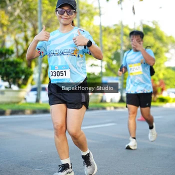 Runner Photo 1564929