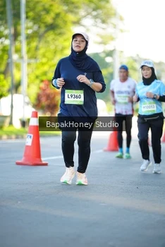 Runner Photo 1564951