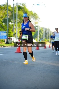 Runner Photo 1565179