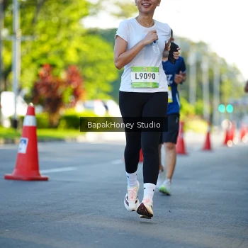 Runner Photo 1565200