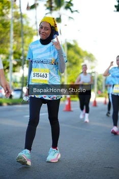 Runner Photo 1565283