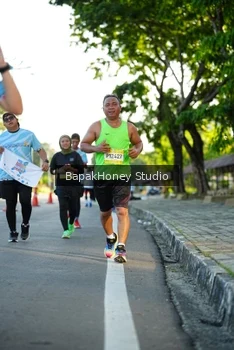 Runner Photo 1565295