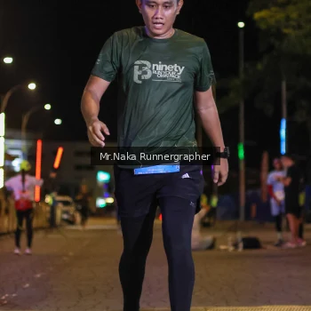 Runner Photo 1565444