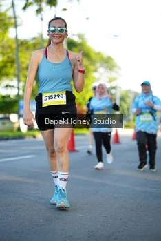 Runner Photo 1565445