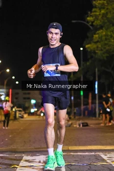 Runner Photo 1565487