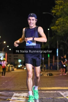 Runner Photo 1565489