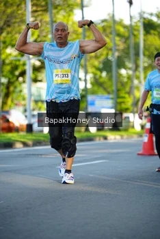 Runner Photo 1565493