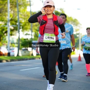Runner Photo 1565517