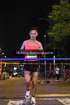 Runner Photo 1565553