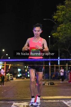 Runner Photo 1565555