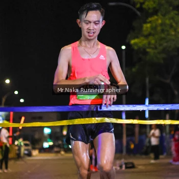 Runner Photo 1565563