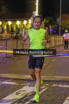 Runner Photo 1565636