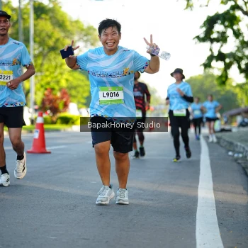 Runner Photo 1565650