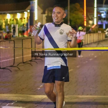 Runner Photo 1565653