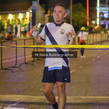 Runner Photo 1565654