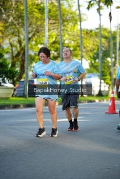 Runner Photo 1565765