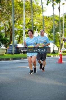 Runner Photo 1565766