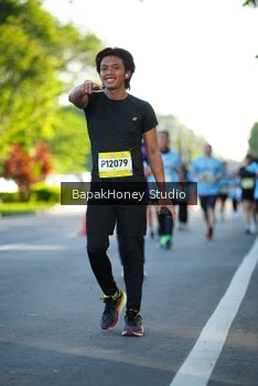 Runner Photo 1565781