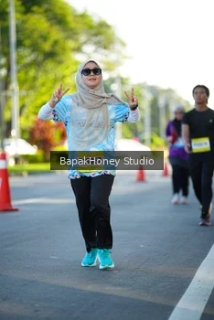 Runner Photo 1565797