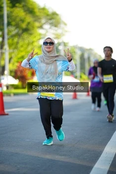 Runner Photo 1565802