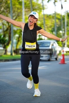 Runner Photo 1565806