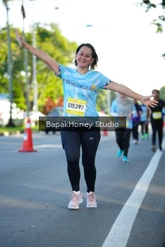 Runner Photo 1565808