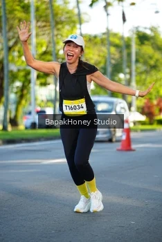 Runner Photo 1565809