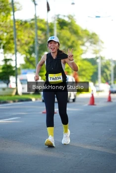 Runner Photo 1565815