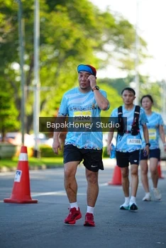 Runner Photo 1565865