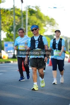 Runner Photo 1565899