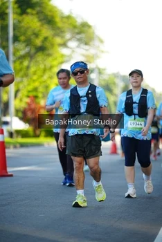 Runner Photo 1565906