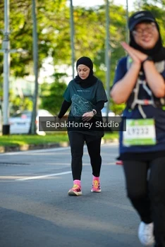 Runner Photo 1565919