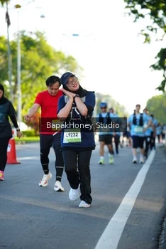 Runner Photo 1565922