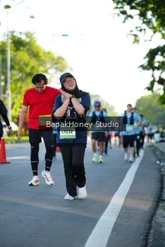 Runner Photo 1565925