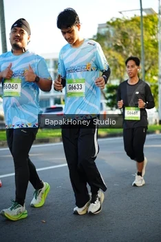Runner Photo 1565967