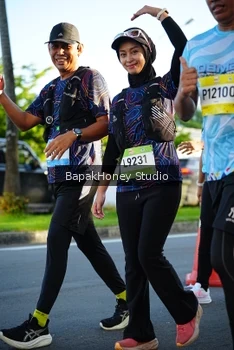 Runner Photo 1565970