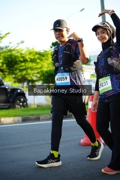 Runner Photo 1565971