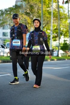 Runner Photo 1565976