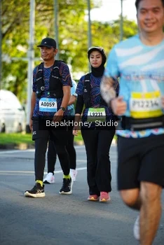 Runner Photo 1565982