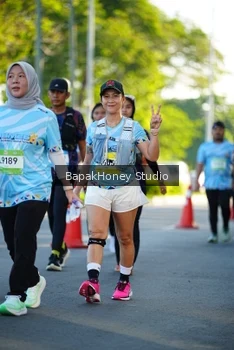 Runner Photo 1565987